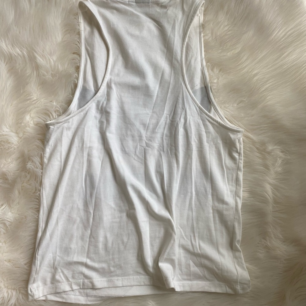 Adidas top - Picture 3 of 7